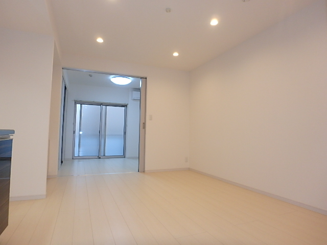 居室・リビング　ダウンライトがオシャレですね