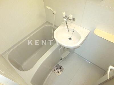 バス・シャワールーム　日々の暮らしに欠かせないお風呂です