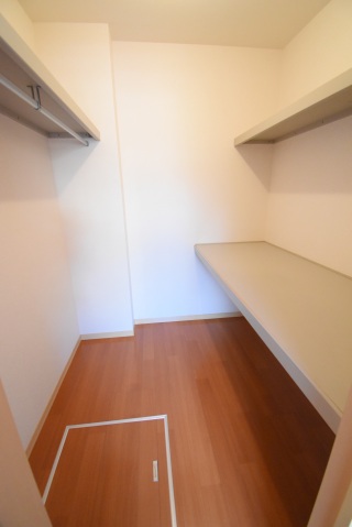 収納　反転タイプの写真です