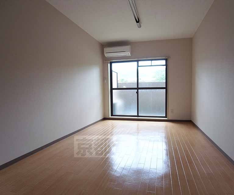 居室・リビング　広いお部屋です。