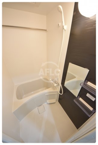 バス・シャワールーム　BADGE鶴橋　浴室