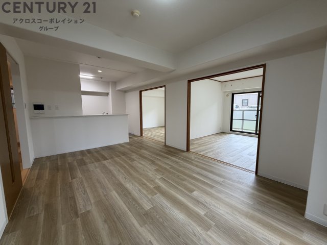 居室・リビング　LDKが１５帖あり、広々快適！