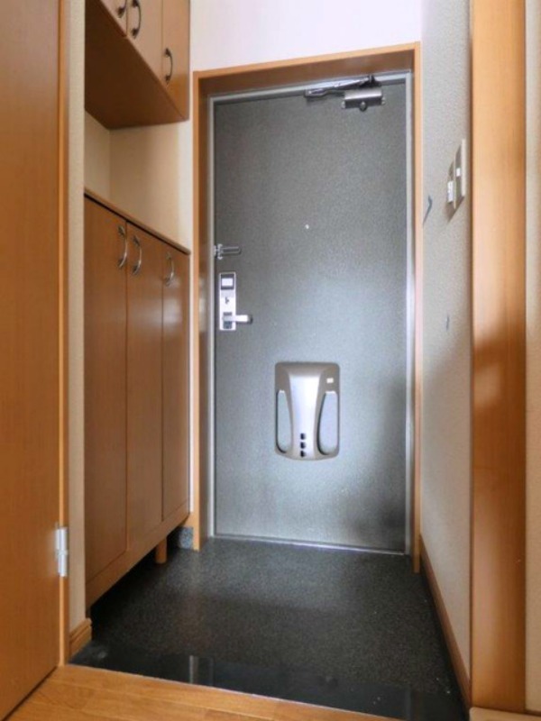 玄関　図面と現状に相違がある場合には現状を優先