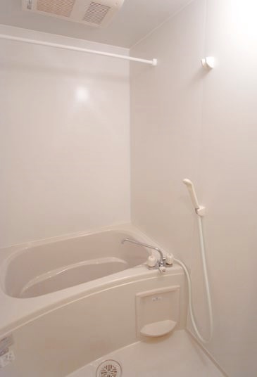 バス・シャワールーム　日々の疲れを癒すお風呂です♪