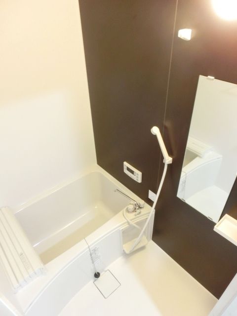 バス・シャワールーム　一日の疲れを癒すバスルーム