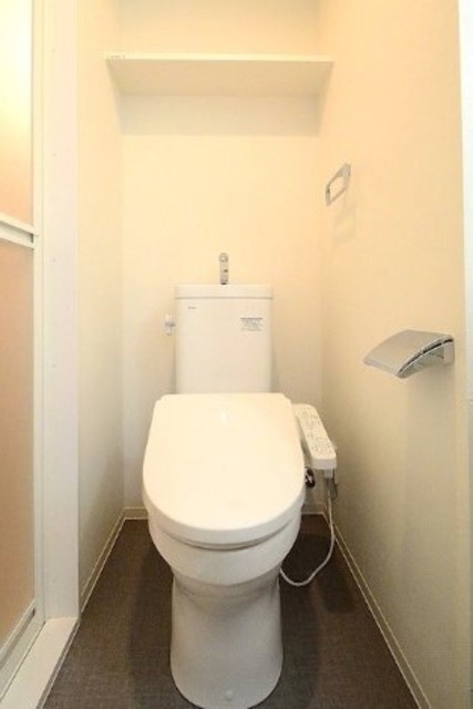 トイレ　別部屋同仕様タイプ