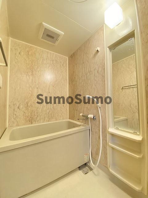 バス・シャワールーム　日々の疲れを癒すお風呂付です