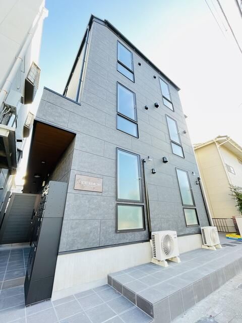 建物外観　セキュリティーが気になる方におすすめのオートロック付です！