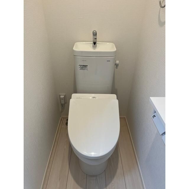 トイレ　トイレもきれいです