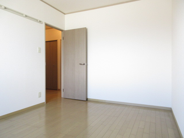 その他部屋・スペース　洋室６帖