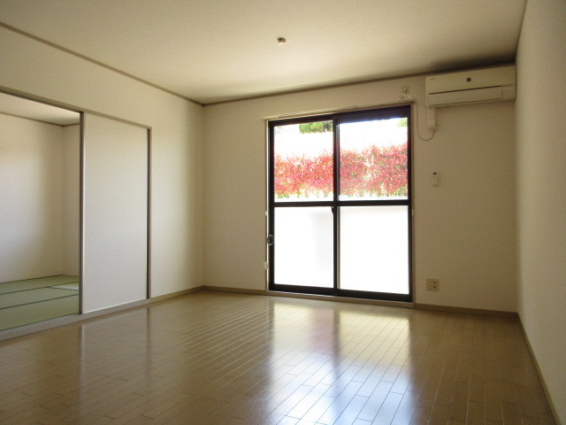 居室・リビング　ＬＤＫ１２帖