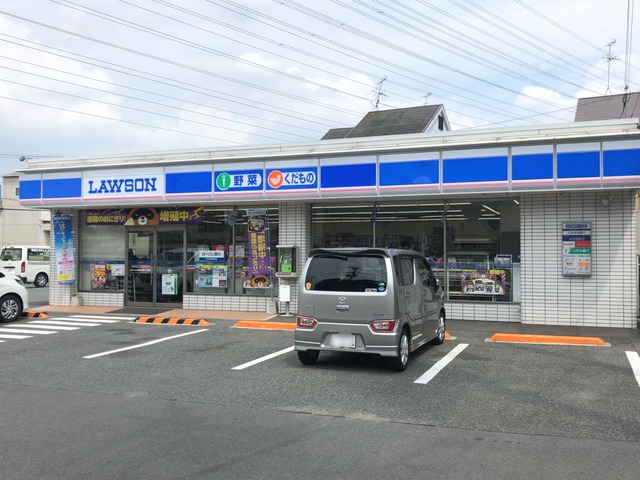 コンビニ　ローソン松原三宅東五丁目店（コンビニ）まで427m