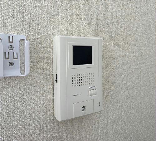 セキュリティ　モニター付きインターホン