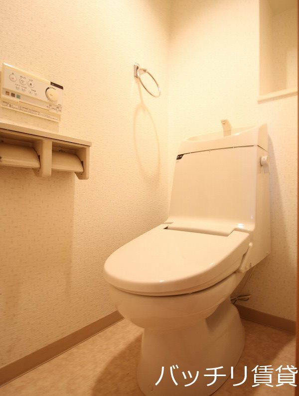 トイレ　別部屋の為、現状優先