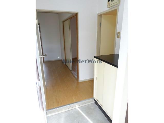 玄関　※管理会社写真参照