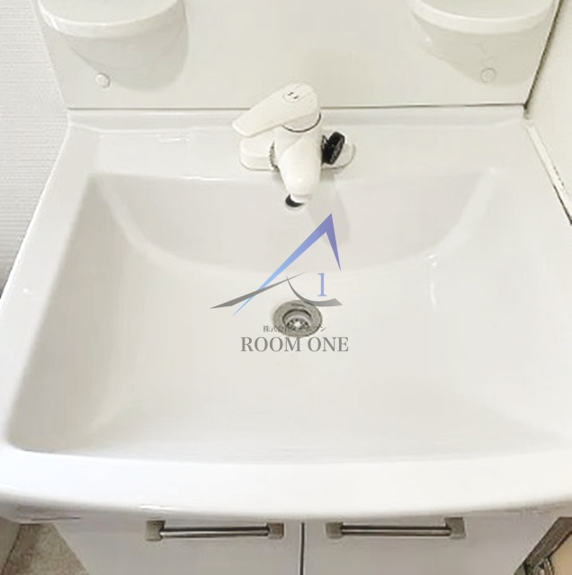 洗面設備　洗面台です。