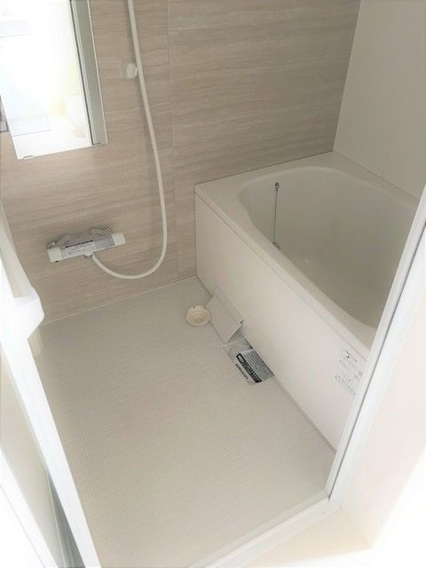 バス・シャワールーム　※同建物　別室設備施工例　現況優先