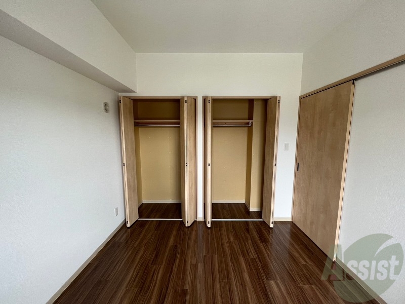 収納　洋室にはクローゼットがあるのですっきり片付きそうです。