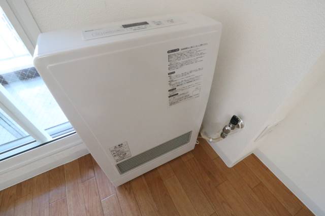 その他設備　リビングの暖房♪