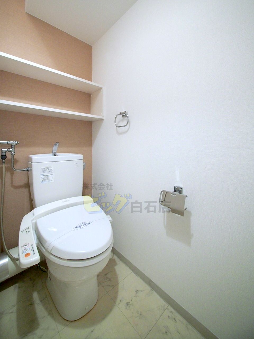 トイレ　ウォシュレット完備しています♪