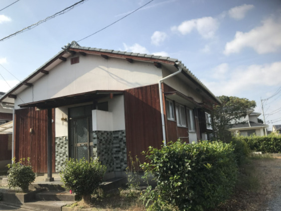 建物外観　外観は落ち着いています