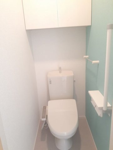 トイレ　ゆったりとした空間のトイレです