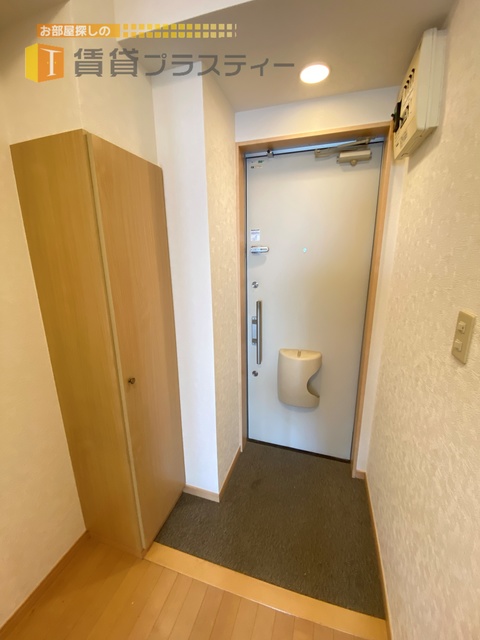 玄関　シューズボックス付きで嬉しい。