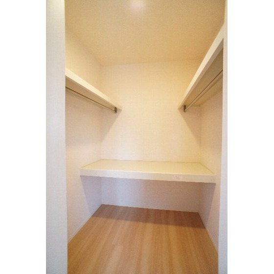 収納　※同仕様、別の部屋の写真です