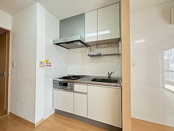キッチン　※別部屋の写真です