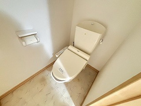 トイレ　※別部屋の写真です