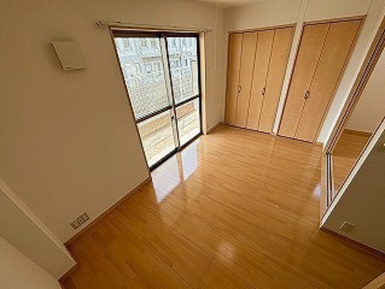 居室・リビング　※別部屋の写真です