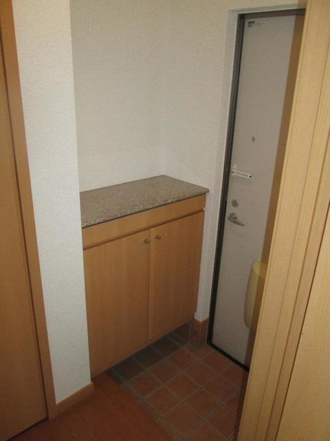 玄関　図面と現状に相違がある場合には現状を優先