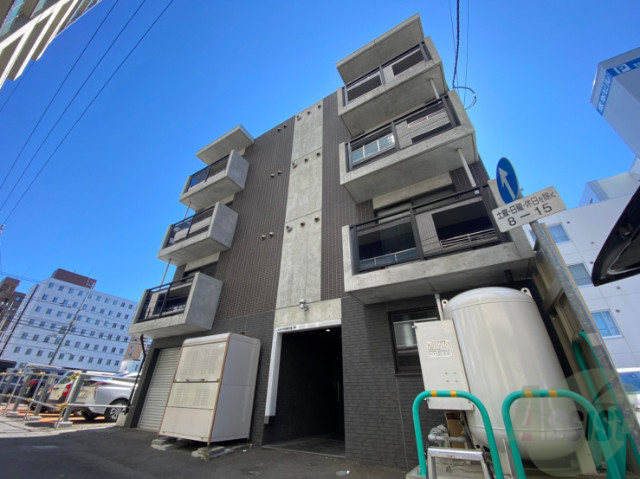 建物外観　札幌市中央区北７条西「Ｌａ　Ｆｏｒｔｅ桑園」