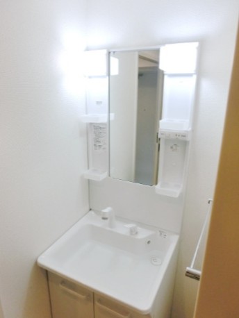 洗面設備　☆嬉しい独立洗面台☆