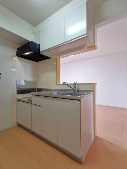 キッチン　実際のお部屋の写真です。