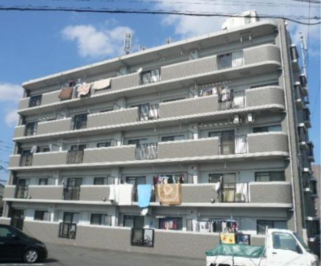 建物外観　落ち着いた雰囲気の外観です