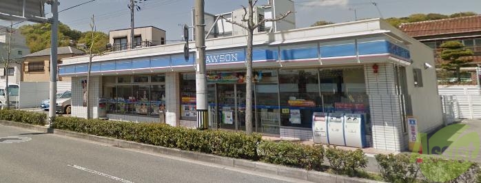 コンビニ　ローソン垂水あじさい公園前店（コンビニ）まで500m