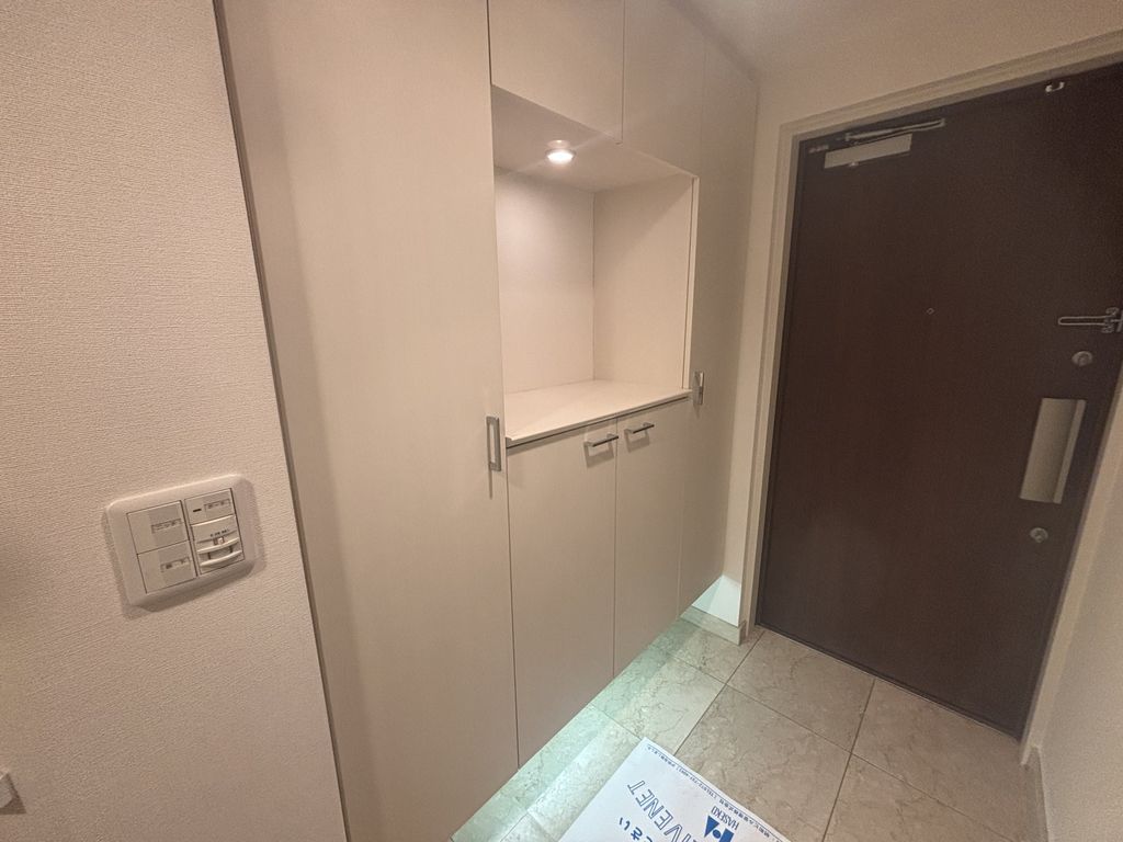 玄関　玄関