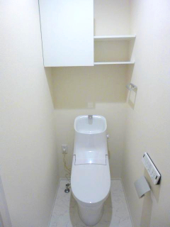 トイレ　コンパクトで使いやすいトイレです