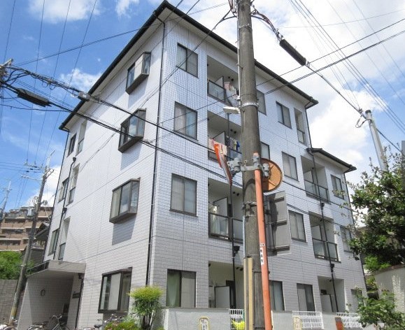 ルミエール1号館の外観写真