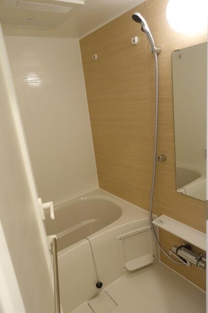 バス・シャワールーム　※写真は同タイプ住戸です。?