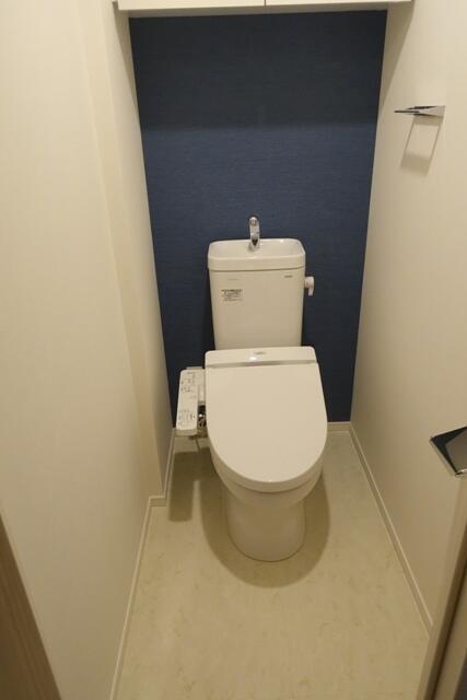 トイレ　※写真は同タイプ住戸です。?