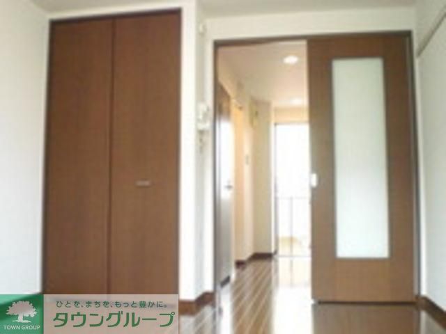 居室・リビング　フローリングできれいなお部屋★
