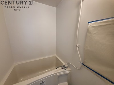 バス・シャワールーム　シンプルなお風呂です。