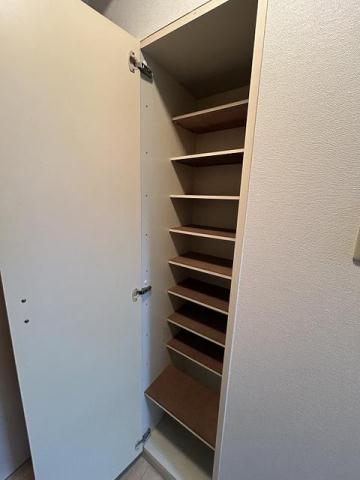 収納