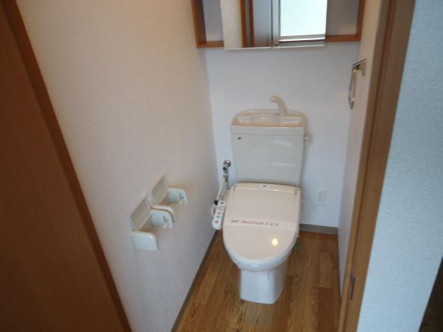 トイレ　シャワー付トイレ