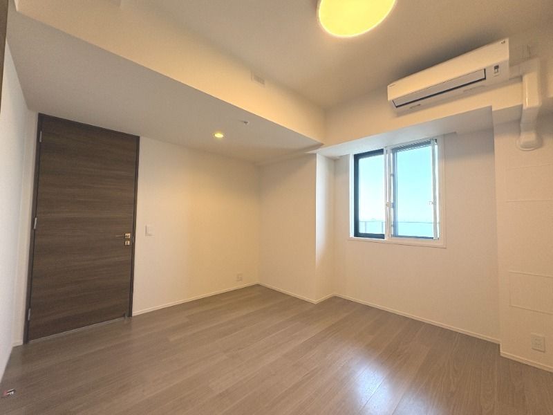 その他部屋・スペース　落ち着いて過ごせるお部屋なので、寝室にいかがでしょうか