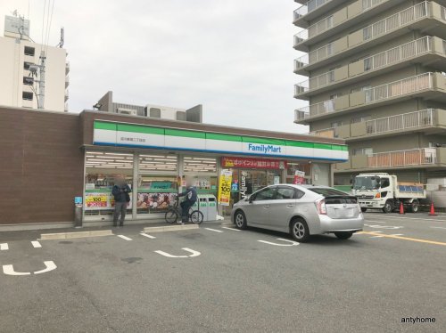 コンビニ　ファミリーマート 淀川新高二丁目店（コンビニ）まで379m