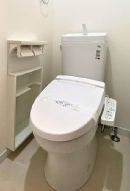 トイレ　同仕様参考写真