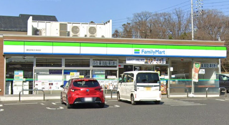 コンビニ　ファミリーマート 愛知学院大学前店（コンビニ）まで219m